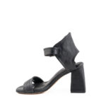 The S Sandalo Donna Nero Con Toppone Alto E Laccio Caviglia