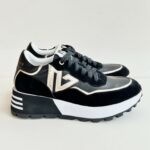Emanuelle Vee Sneakers Donna Pelle E Camoscio Nero Con Logo Oro E Zeppa