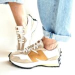 New Balance 327 Sneakers Donna Bianca E Sabbia