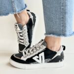 Emanuelle Vee Sneakers Donna Cavallino Nero Con Glitter E Maxi Cristalli