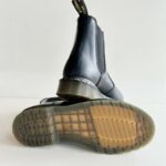 Dr. Martens 2976 Beatles Unisex In Pelle Spazzolata Con Impunture Gialle