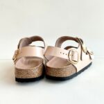 Birkenstock Milano Donna Big Buckle In Pelle Laccata Cipria