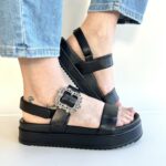 Emanuélle Vee Sandalo Donna Nero Con Fibbia Gioiello