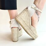 Espadrilles Zeppa Donna Sabbia Chiusa In Punta