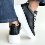 Emanuelle Vee Sneakers Donna In Pelle Nera Con Strass Argento