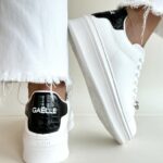 Gaelle Sneakers Donna Bianca E Talloncino Nero