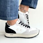 Sun 68 Sneakers Donna Bianca E Nera Con Mini Borchie