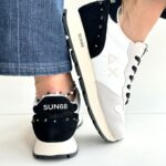 Sun 68 Sneakers Donna Bianca E Nera Con Mini Borchie