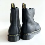 Dr. Martens 1460 Pascal Anfibio Uomo In Pelle Martellata Nera