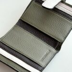 Coccinelle Porta Tessere Donna Verde Burro E Marrone