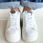 Ash Moby Rubber Sneaker Donna Bianca Con Borchie In Gomma