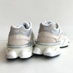 New Balance 9060 Sneakers Unisex Beige E Grigia