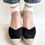 Espadrilles Zeppa Donna Nera Chiusa In Punta Con Allacciatura Alla Schiava