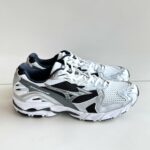 Mizuno Sneakers Uomo Bianca Nera E Argento Linea Running
