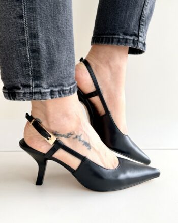 Janet E Janet Chanel Donna In Pelle Nera